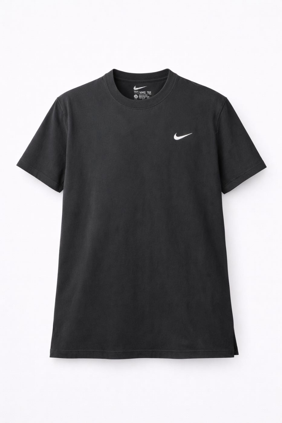 NIKE Small Swoosh Basic Tee